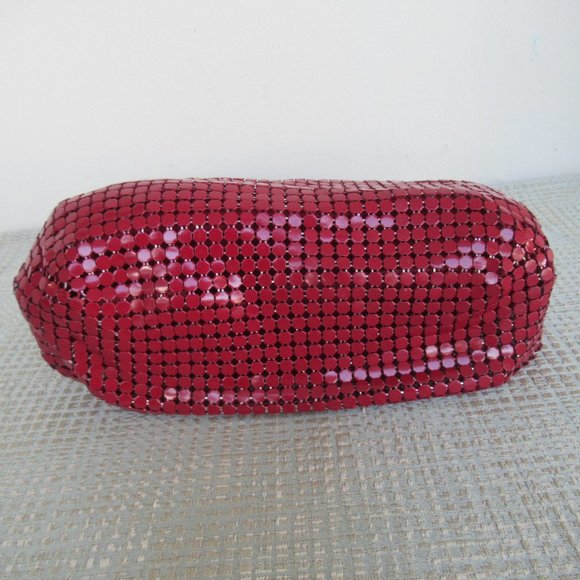 Vintage GC Metallic Mesh Shoulder Bag, Made in Hong Kong Medium Size, Red - Picture 8 of 15